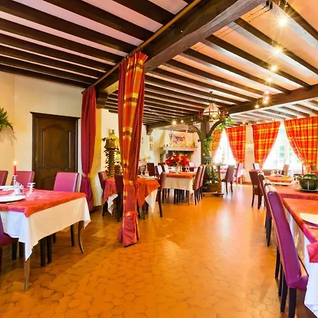 Relais D'auvergne Hotel Saint-Gervais-d'Auvergne